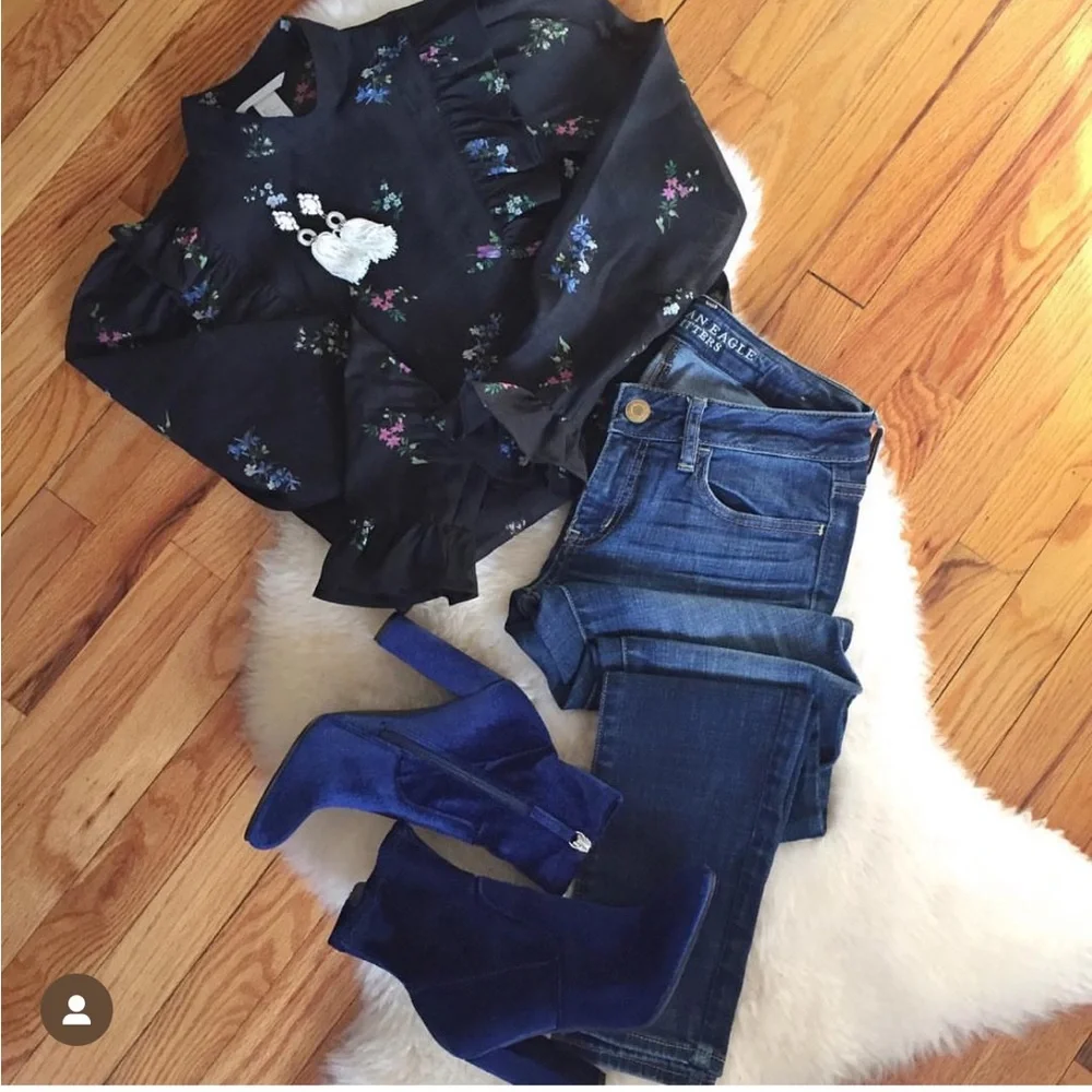 Steve Madden Blue Velvet Ankle Bootie - Picture 4 of 6